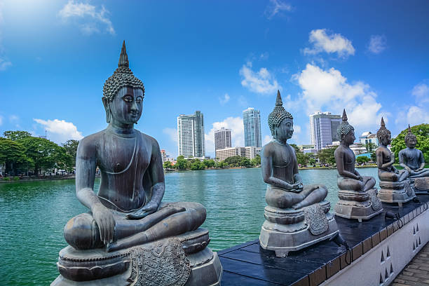 AN ULTIMATE VACAY TO THE ISLAND COUNTRY - SRI LANKA